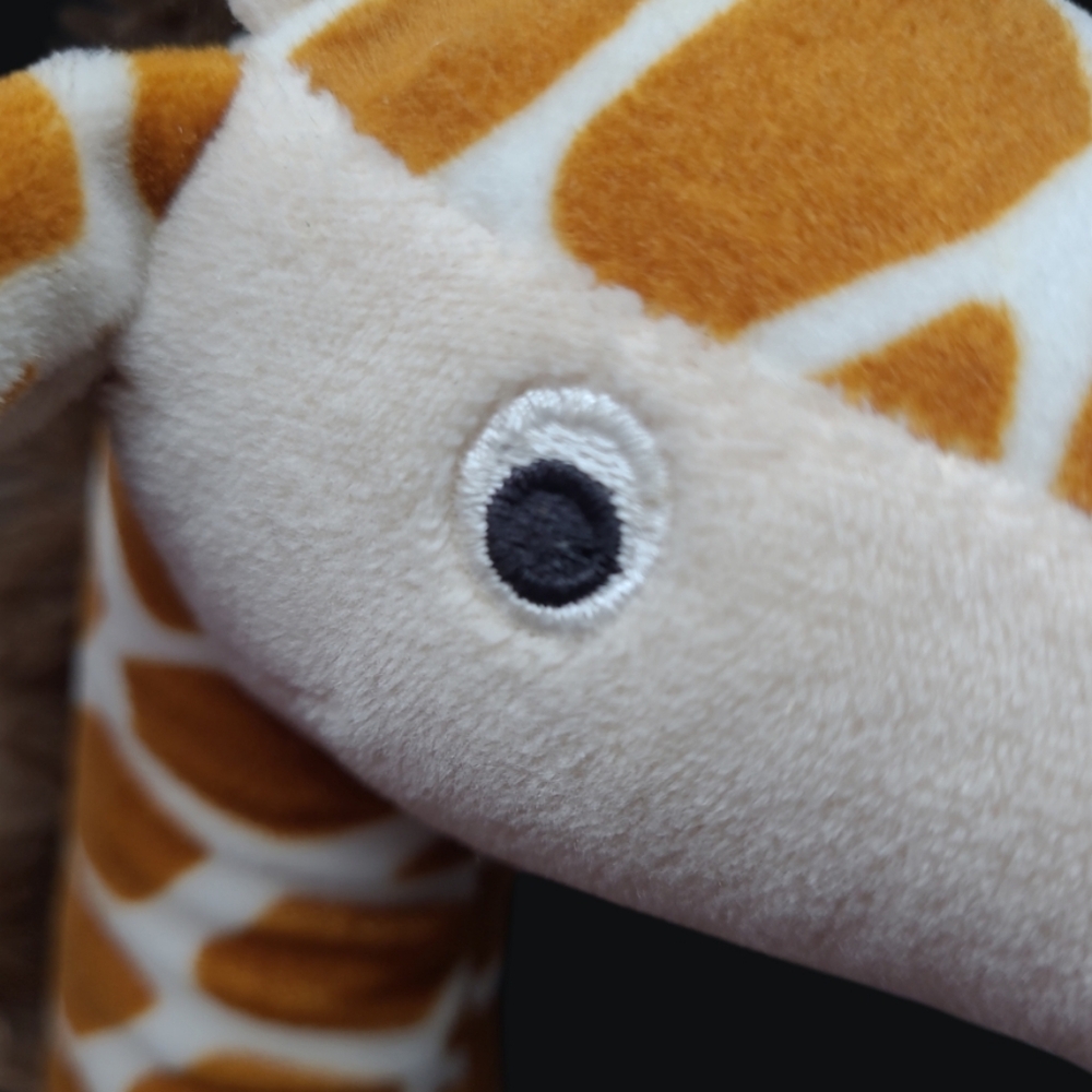 2018 KOHL'S CARES GIRAFFE PROBLEMS PLUSH - Picture 6 of 10